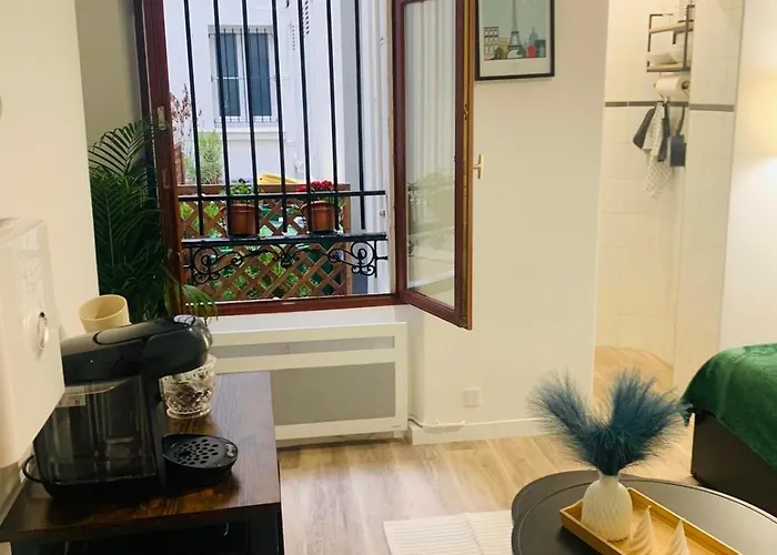 Studio, Paris18, Montmartre Διαμέρισμα *